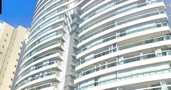 Excelente Apartamento - Ed Isola Rizza - Porteira Fechada