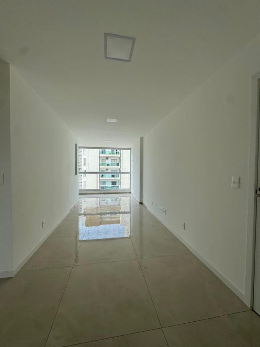 Apartamento à Venda com 2 dormitórios, sendo 1 suíte, Jockey de Itaparica, Vila Velha - R$ 729.000,00 de 62 m² - Ref: DE47283